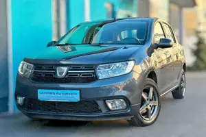 Dacia Sandero 90 Com CarPlay Navi Klima DAB 8Räder Alu