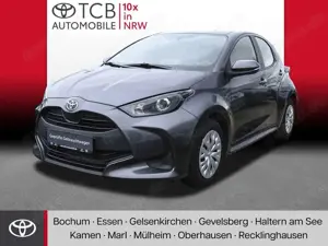 Toyota Yaris 1,5 Hybrid BUSINESS Edition NAVI SHZ KAMERA KLIMA BT APPLE ANDROID VSC