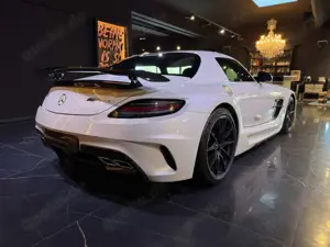 Mercedes-Benz SLS Black Series Dt. Auto*u-frei*neuwertig! Bild 2