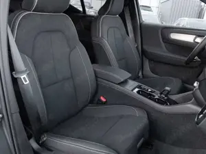 Volvo XC40 XC40 Ultra 5 Jahre Garantie, Licht-Paket, AHK, 20" Bild 2