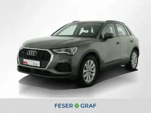 Audi Q3 40 TFSI qu Navi,LED,Leder,Kamera
