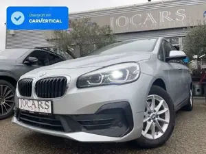 BMW 216 /LED/AUTOMATIK/SHZ/RFK/AHK