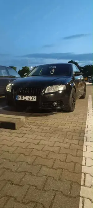 Audi A4 2.0 T FSI quattro Bild 2