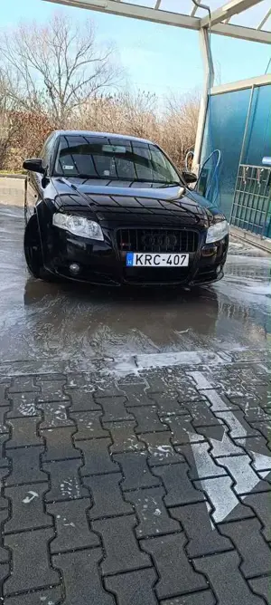 Audi A4 2.0 T FSI quattro Bild 3