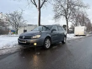 Volkswagen Golf VI VARIANT STYLE AUTOMATIK PDC ALU TÜV NEU