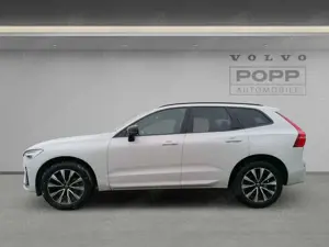 Volvo XC60 B4 AWD Plus Dark ACC BLIS H/K PANO STDHZ Bild 2