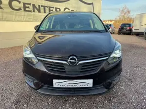Opel Zafira Tourer Zafira Tourer 2.0 D*LED*ACC*Kamera*Assist* Bild 3