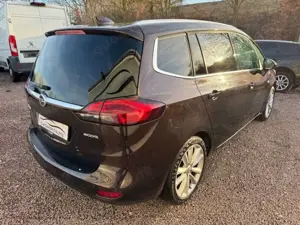 Opel Zafira Tourer Zafira Tourer 2.0 D*LED*ACC*Kamera*Assist* Bild 5