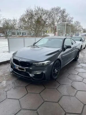 BMW M4 Coupe DKG Competition