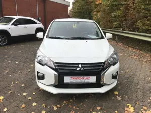 Mitsubishi Space Star Select 1,2 l MIVEC M/T Bild 3