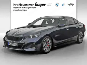 BMW i5 xDrive40 M Sportpaket Pro AHK Pano Iconic Glow