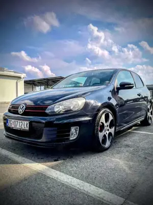 Volkswagen Golf GTI 2.0