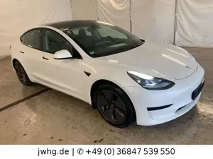 Tesla Model 3 LED Wärmepumpe Ryzen Shanghai Autopilot3 Bild 2