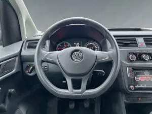 Volkswagen Caddy Maxi Kombi BMT Klima AHK Temp Berganfahrass. Bild 3