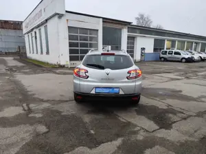 Renault Megane 1.2 TCe Limited /1 Hand/Sitzheizung/Navi/Klima Bild 4