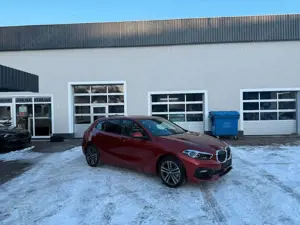 BMW 118 i Sport Line LED Navi Autom Carplay DAB Kam