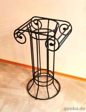 Dekorativer Metall-Blumenständer Höhe 75cm für innen und außen