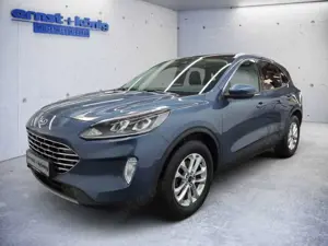 Ford Kuga 2.0 EcoBlue 4x4 Aut. TITANIUM PANO NAVI RFK