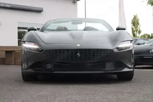 Ferrari Roma Spider +GRIGIO SCURO+SITZBELÜFT+JBL+NACKENWÄRMER+ Bild 3