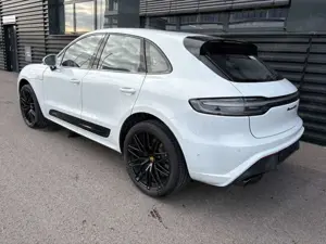 Porsche Macan GTS-PANO-BURMESTER-PAS-STANDHEIZUNG-1.HAND Bild 5
