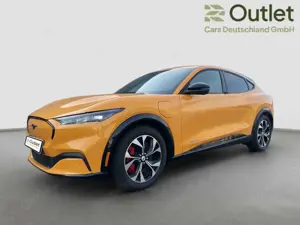 Ford Mustang Mach-E 75 kWh AWD