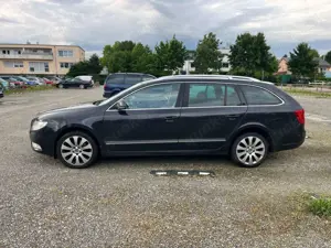 Skoda Superb Superb Combi 2.0 TDI Green tec DSG Exclusive Bild 2