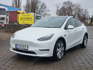 Tesla Model Y Long Range Dual AWD Bild 3