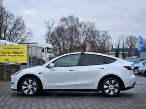 Tesla Model Y Long Range Dual AWD Bild 5