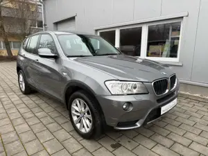 BMW X3 xDrive 20 d Automatik Navi Leder