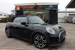 MINI Cooper Cabrio Classic-Trim LED KAM PDC SHZ NAV Bild 3