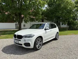 BMW X5 xDrive40d Sport-Aut., M-Paket, 8 Fach, HK