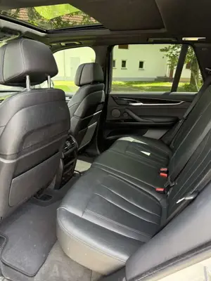 BMW X5 xDrive40d Sport-Aut., M-Paket, 8 Fach, HK Bild 5