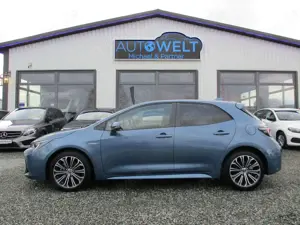 Toyota Corolla Hybrid 1.8 Club Aut.KLIMAAUT NAV KAM 17'