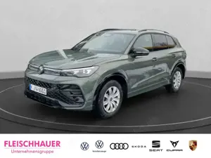 Volkswagen Tiguan 2.0 TDI R-Line Sportpaket 19 Zoll AHK-klappbar Nav