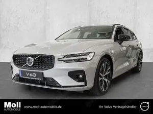 Volvo V60 B4 Benzin Plus Dark 360°Kamera Winter-Paket Buisne