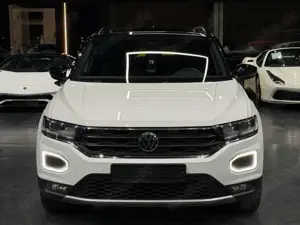 Volkswagen T-Roc Sport 1.5 TSI*DSG*Virtual*Panorama*LED* Bild 2