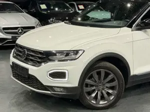 Volkswagen T-Roc Sport 1.5 TSI*DSG*Virtual*Panorama*LED* Bild 4