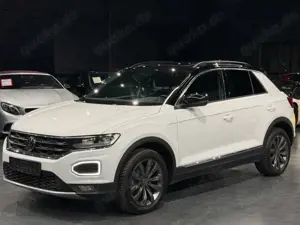 Volkswagen T-Roc Sport 1.5 TSI*DSG*Virtual*Panorama*LED* Bild 3