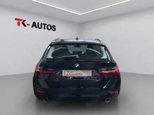 BMW 320 d Touring xDrive,1.Hand,Navi,LED,Tempo,S-Heft Bild 5