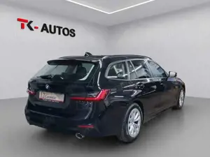 BMW 320 d Touring xDrive,1.Hand,Navi,LED,Tempo,S-Heft Bild 4