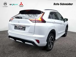 Mitsubishi Eclipse Cross 2.4PHEV Select Hybrid 4WD LED 360° Bild 3
