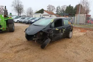 Toyota Yaris Hybrid Life