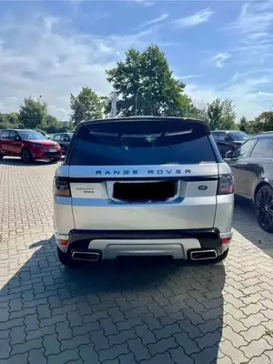 Land Rover Range Rover Sport Range Rover Sport D340 (SDV8) HSE Dynamic Bild 4