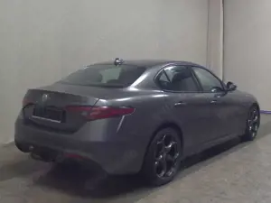 Alfa Romeo Giulia 2.2 JTDM Sprint Navi Xenon RFK Memory AHK Bild 4