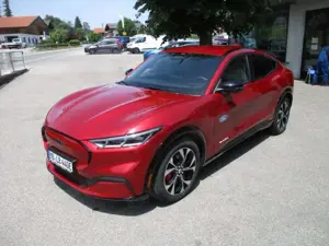 Ford Mustang AWD Mach-E, Extended Range, FGS, 8-fach bereift