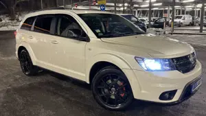 Fiat Freemont 2.0 Multijet 16V DPF Automatik Allrad Black Code