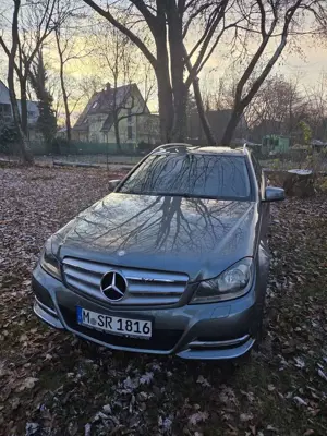 Mercedes-Benz C 200 C 200 T CGI Automatik BlueEFFICIENCY Avantgarde
