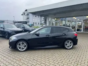 BMW 118 d A Lim. M Sport 17''LM LED Fernlichtass.Navi Lenk Bild 4