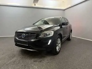 Volvo XC60 Summum 2WD*LEDER*BI-XENON*KAMERA