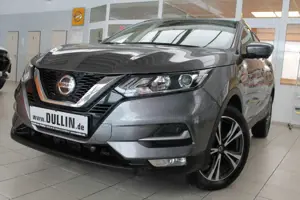 Nissan Qashqai 1,7 dCi N-Connecta 4x4 Anhängerzug
